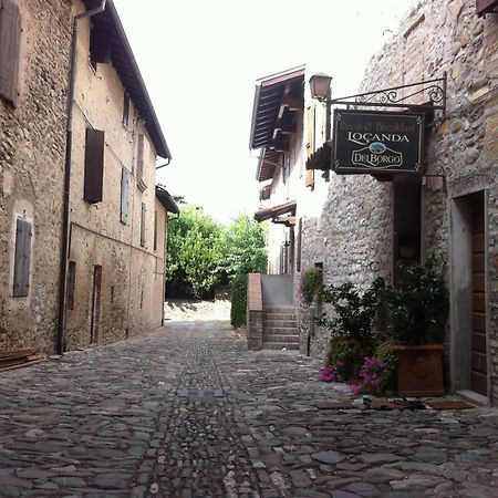 La Locanda Del Borgo Torrechiara Екстериор снимка