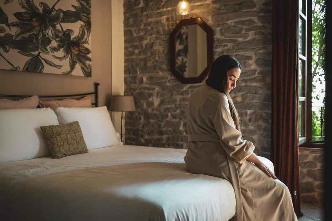 La Locanda Del Borgo Torrechiara Екстериор снимка